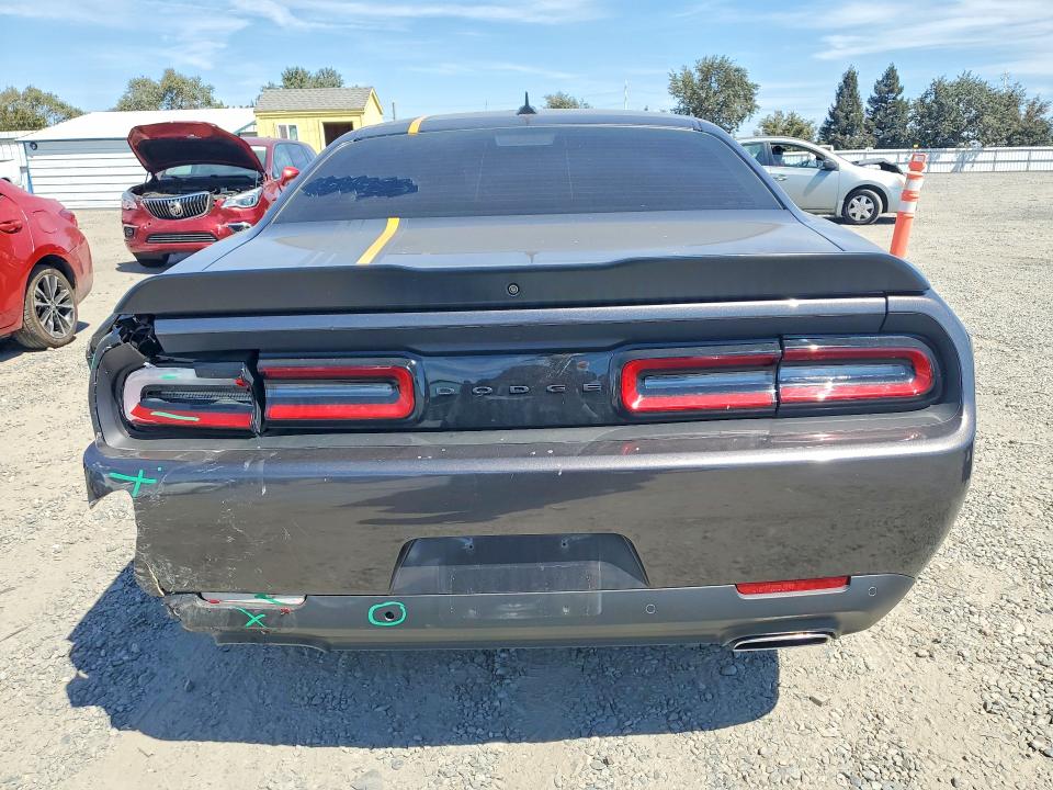 Photo 6 from auction – 2023 DODGE CHALLENGER with VIN 2C3CDZJGXPH637523