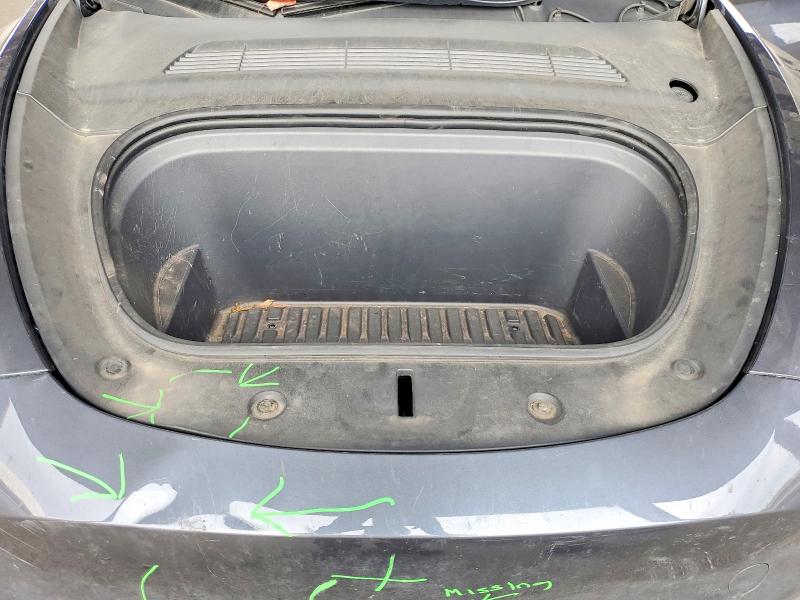 Снимка 11 от търг – 2023 TESLA MODEL Y с VIN 7SAYGDEEXPF814679