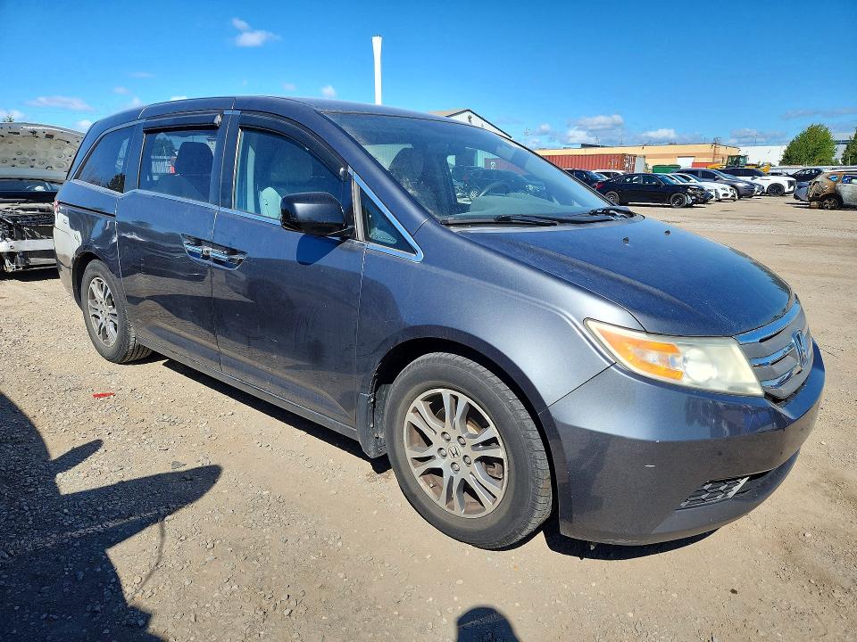 Photo 4 from auction – 2013 HONDA ODYSSEY with VIN 5FNRL5H43DB502589