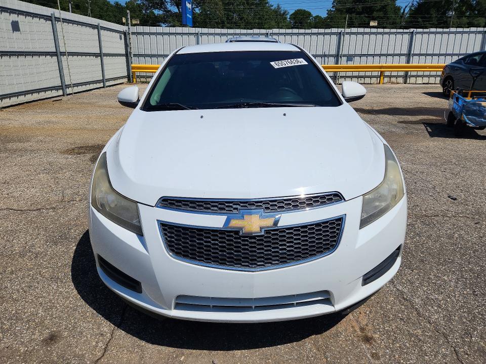 Photo 5 from auction – 2012 CHEVROLET CRUZE with VIN 1G1PE5SC2C7296065