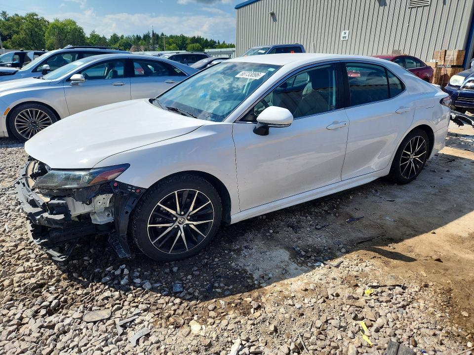 TOYOTA CAMRY 2023 с VIN 4T1G11AK3PU723227 - Снимка от търг