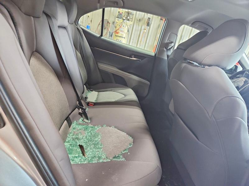 Photo 10 from auction – 2022 TOYOTA CAMRY with VIN 4T1C31AK2NU597464