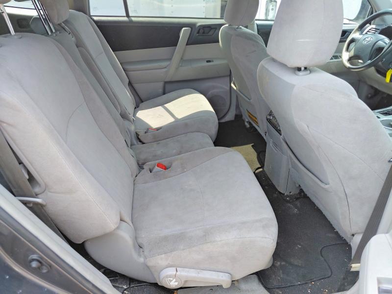 Photo 6 from auction – 2012 TOYOTA HIGHLANDER with VIN 5TDBK3EH4CS133719