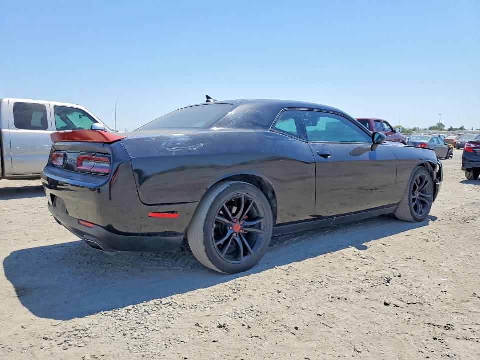 Photo 3 from auction – 2016 DODGE CHALLENGER with VIN 2C3CDZAG6GH264948
