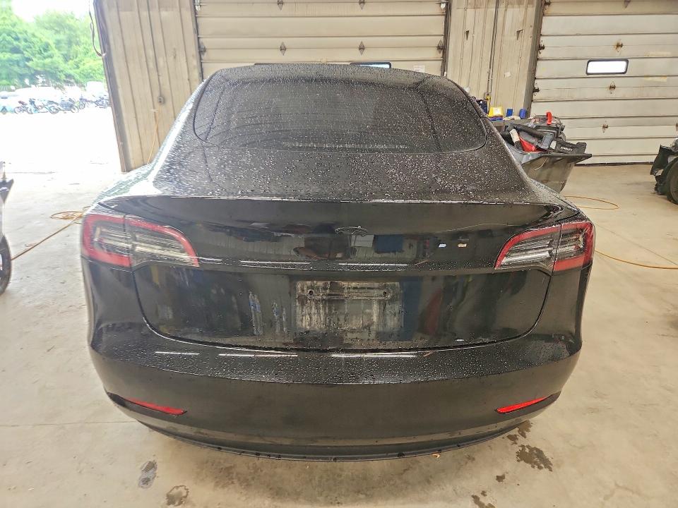 Photo 6 from auction – 2022 TESLA MODEL 3 with VIN 5YJ3E1EB1NF107596