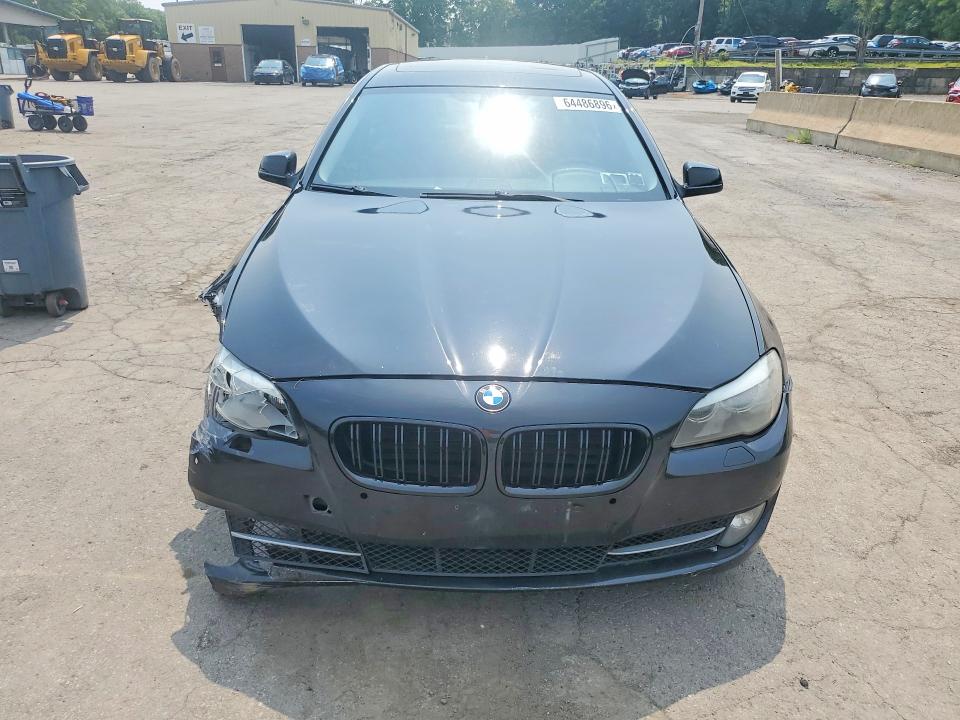Photo 5 from auction – 2011 BMW 535 with VIN WBAFU7C51BC875911