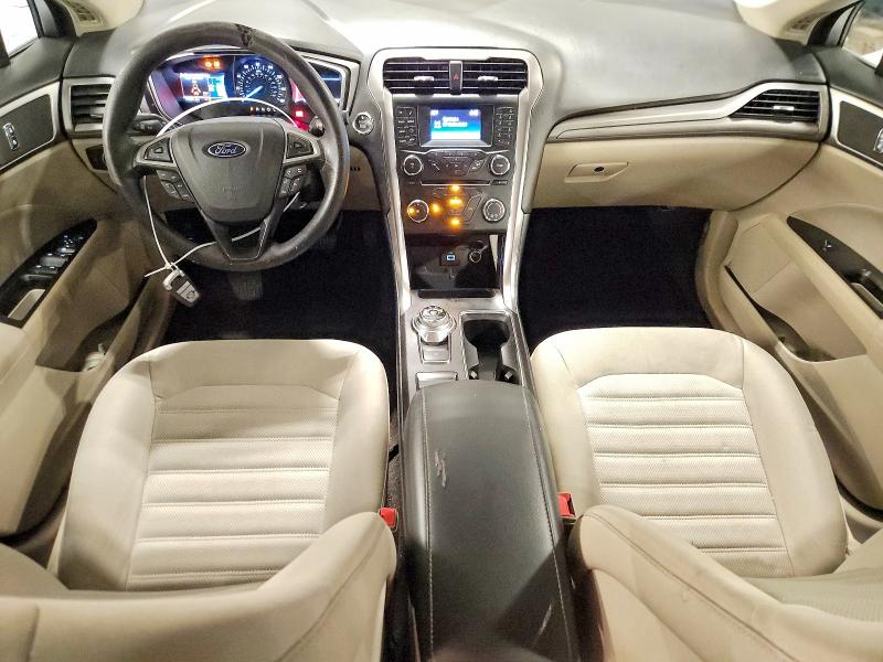 Photo 8 from auction – 2017 FORD FUSION with VIN 3FA6P0H71HR383228