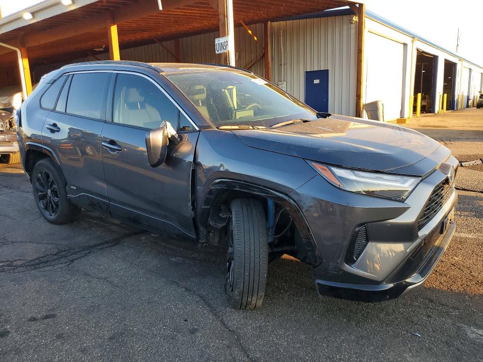 Photo 4 from auction – 2023 TOYOTA RAV4 with VIN JTM16RFV3PD100333