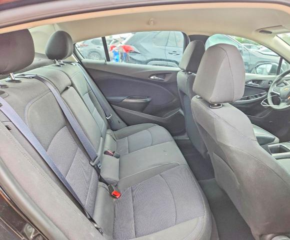Photo 10 from auction – 2018 CHEVROLET CRUZE with VIN 1G1BE5SM2J7166514