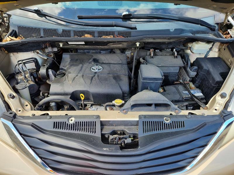 Photo 12 from auction – 2011 TOYOTA SIENNA with VIN 5TDKK3DC3BS015536