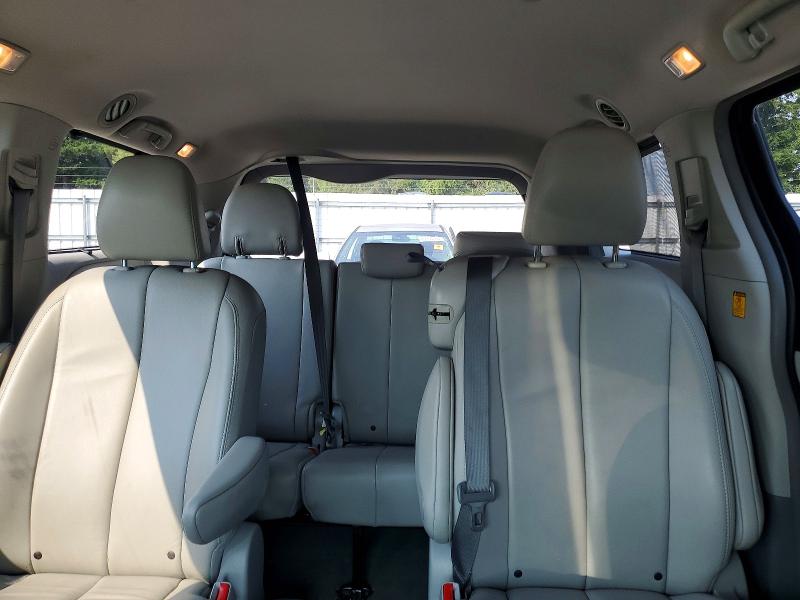 Photo 10 from auction – 2013 TOYOTA SIENNA with VIN 5TDYK3DC5DS300154