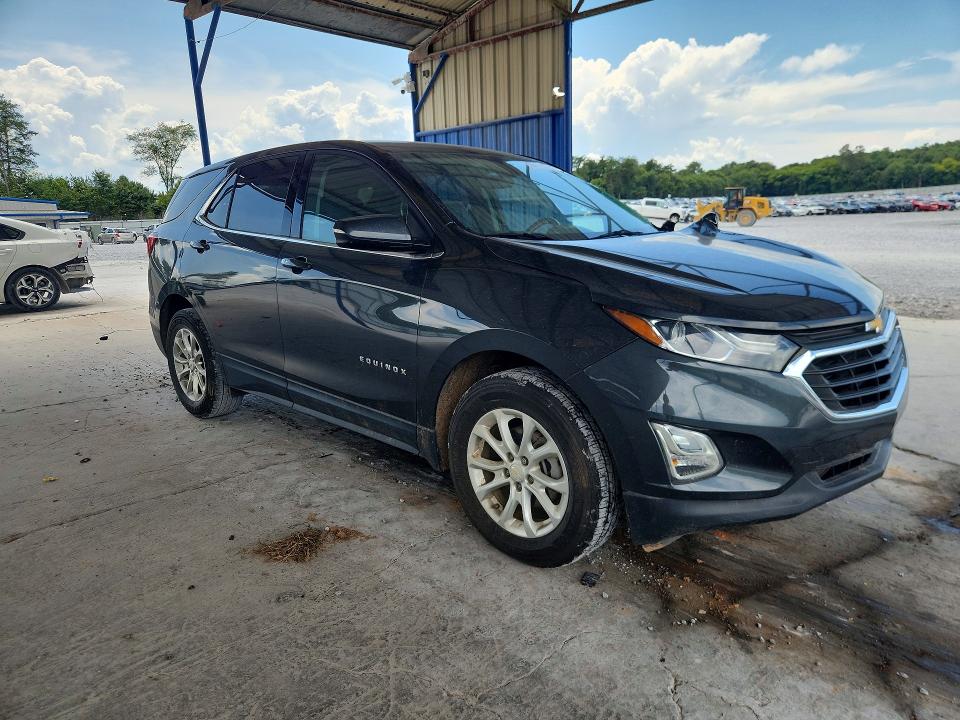 Photo 4 from auction – 2019 CHEVROLET EQUINOX with VIN 2GNAXKEV4K6176681