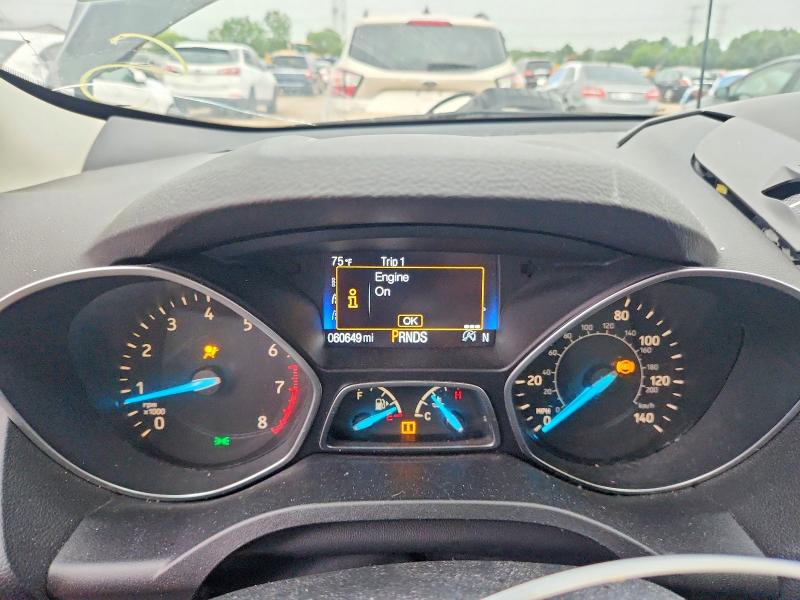 Photo 9 from auction – 2017 FORD ESCAPE with VIN 1FMCU9J97HUA58531