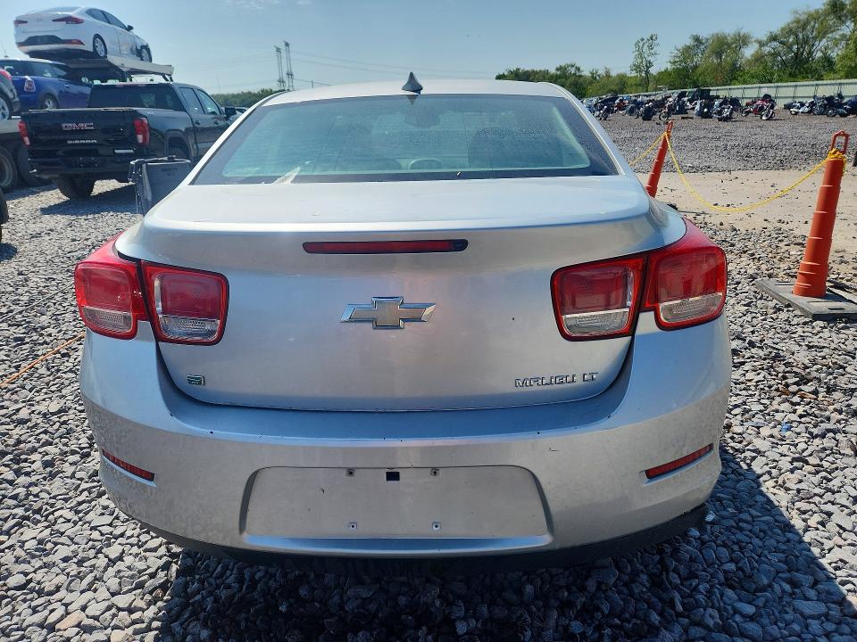 Photo 6 from auction – 2015 CHEVROLET MALIBU with VIN 1G11D5SL8FF323031