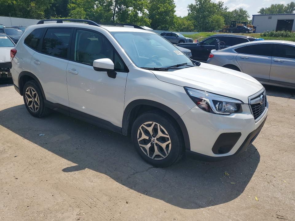 Photo 4 from auction – 2019 SUBARU FORESTER with VIN JF2SKAEC0KH511483
