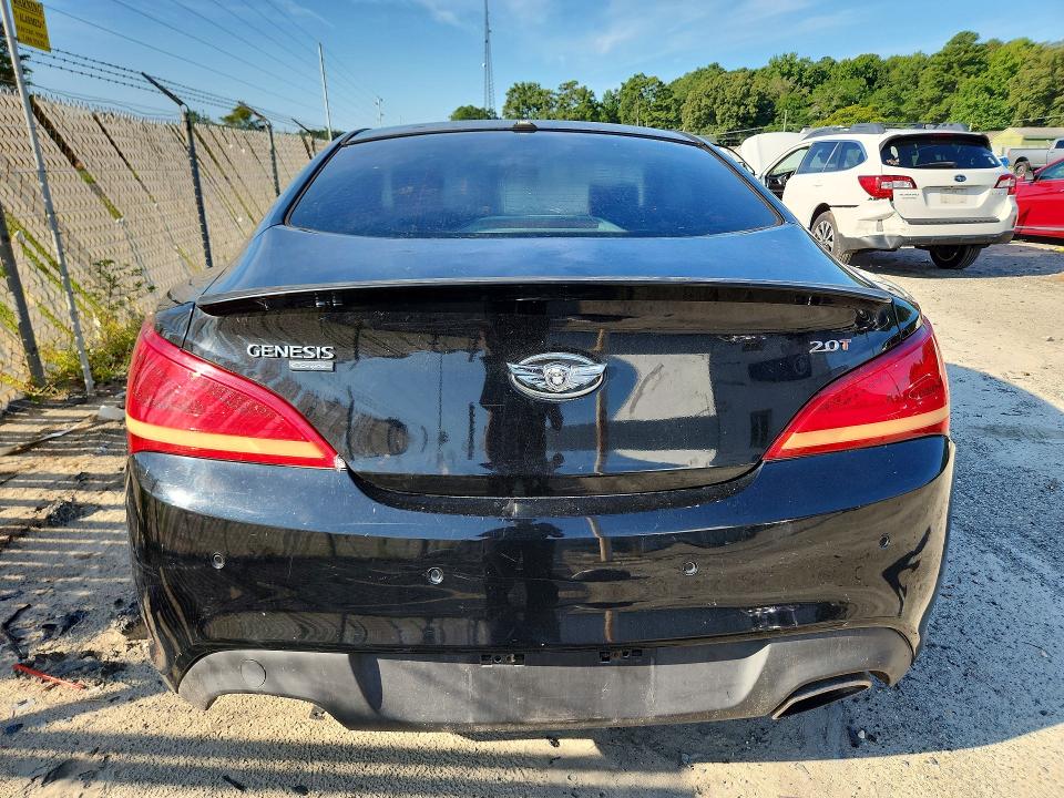 Photo 6 from auction – 2011 HYUNDAI GENESIS COUPE with VIN KMHHT6KD7BU064637