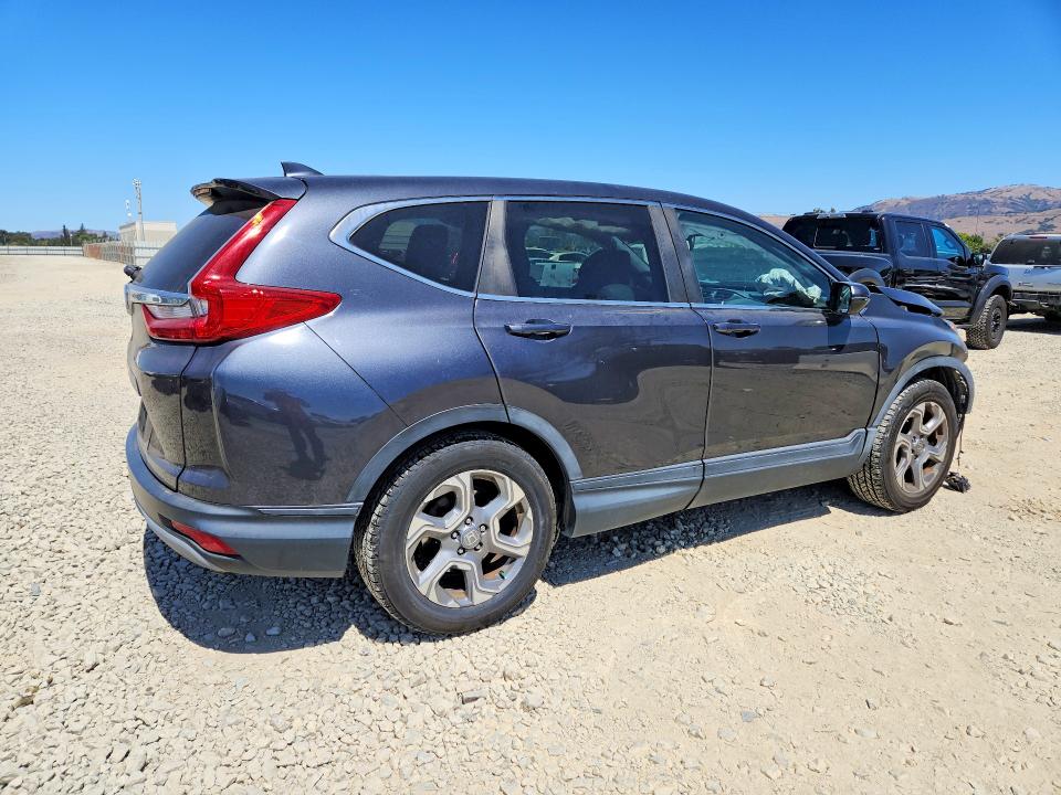 Photo 3 from auction – 2017 HONDA CR-V with VIN 7FARW1H81HE008065