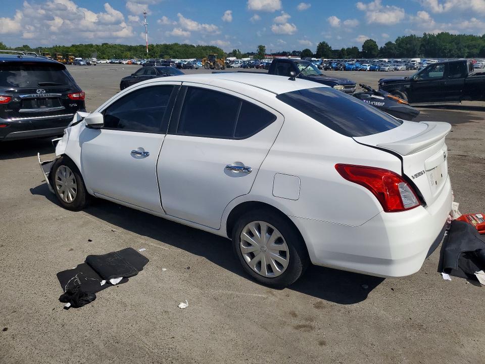 Снимка 2 от търг – 2018 NISSAN VERSA с VIN 3N1CN7AP0JL879073