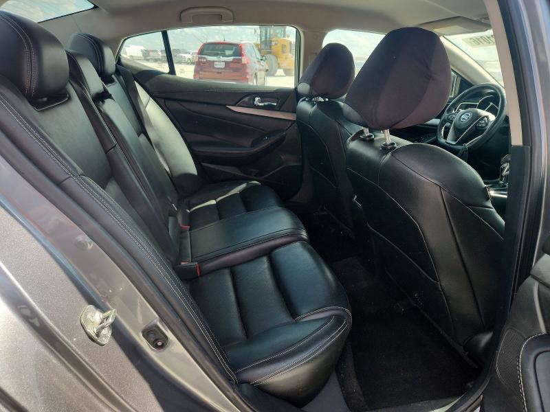 Photo 10 from auction – 2018 NISSAN MAXIMA with VIN 1N4AA6APXJC367901