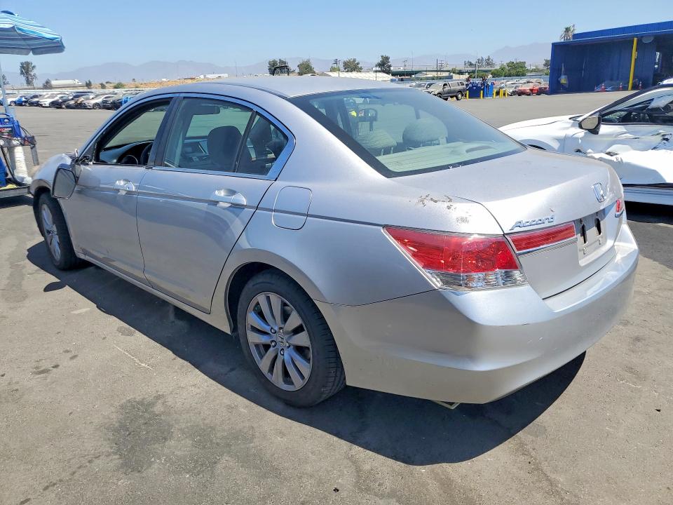 Фото 2 с аукциона – 2012 HONDA ACCORD с VIN 1HGCP2F74CA082789