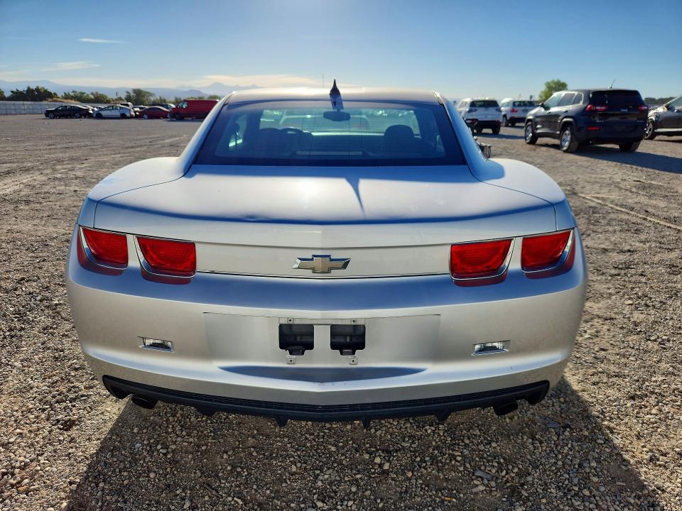 Photo 6 from auction – 2010 CHEVROLET CAMARO with VIN 2G1FB1EV3A9212390