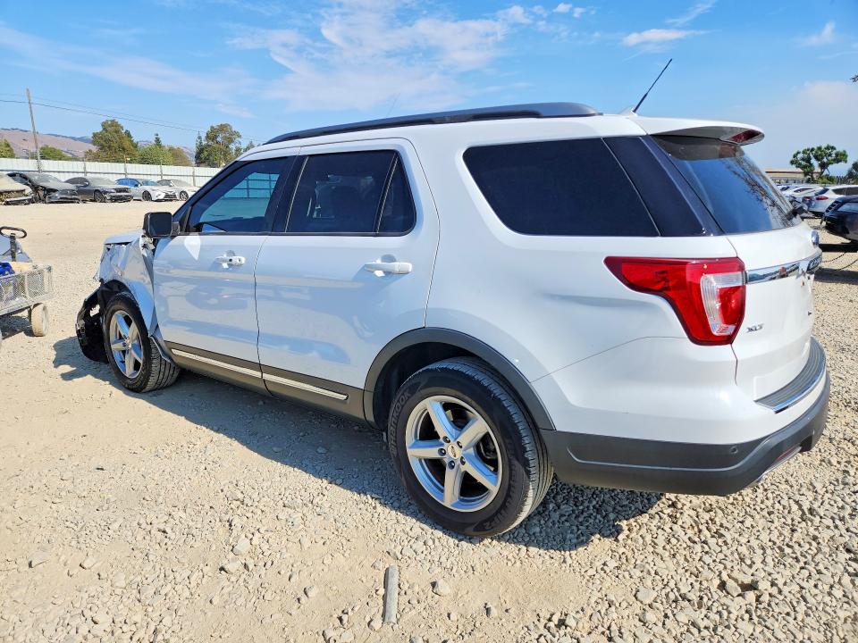Photo 2 from auction – 2018 FORD EXPLORER with VIN 1FM5K7D87JGB39474