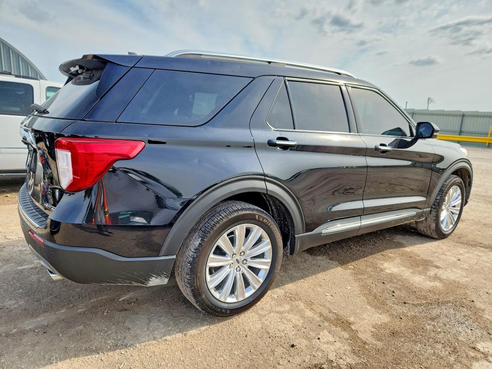 Photo 3 from auction – 2021 FORD EXPLORER with VIN 1FMSK8FH7MGC35468