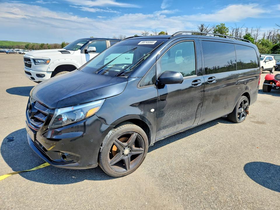 2018 MERCEDES-BENZ METRIS