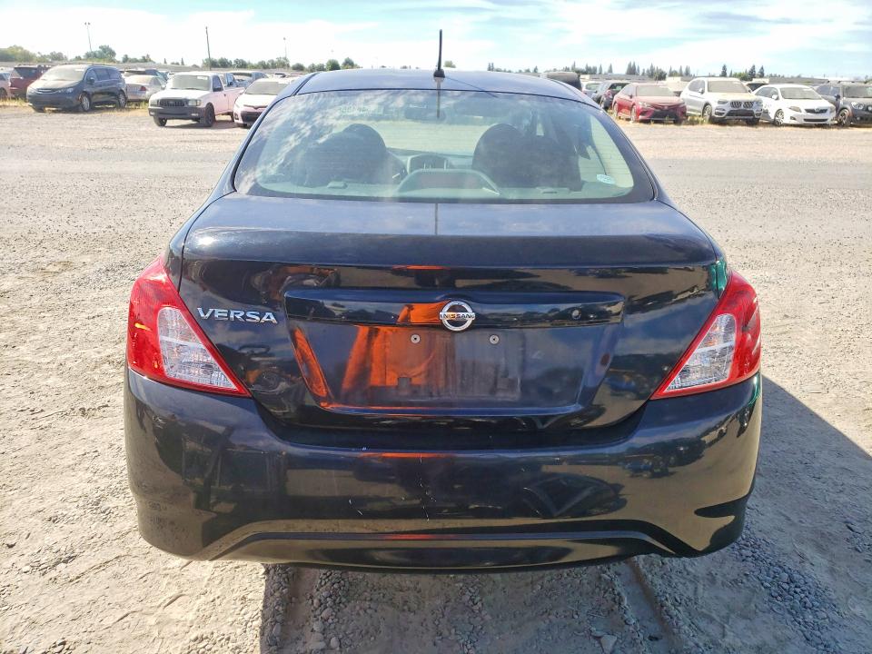 Photo 6 from auction – 2016 NISSAN VERSA with VIN 3N1CN7APXGL907907