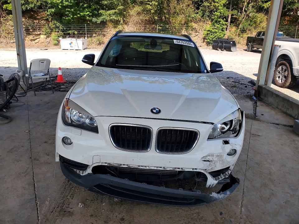 Photo 5 from auction – 2013 BMW X1 with VIN WBAVL1C50DVR85321