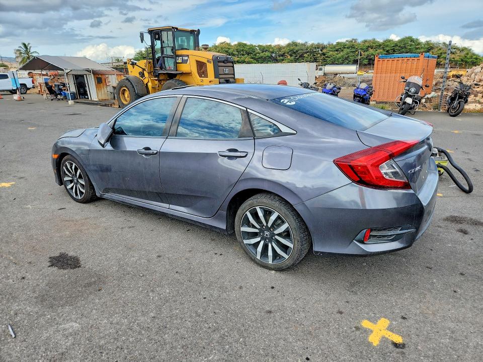 Photo 2 from auction – 2016 HONDA CIVIC with VIN 2HGFC2F56GH503720