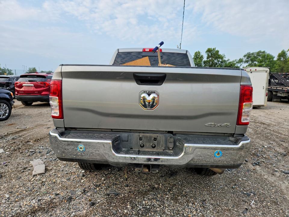 Снимка 6 от търг – 2021 RAM 2500 с VIN 3C6UR5CJ2MG698144