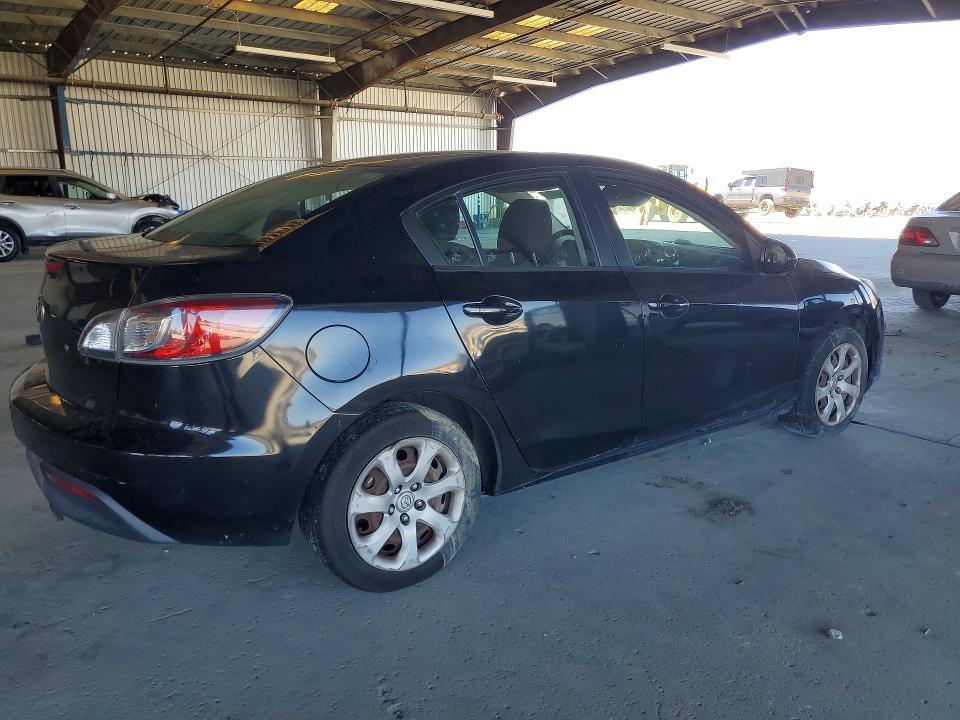 Photo 3 from auction – 2010 MAZDA 3 with VIN JM1BL1SG7A1261363