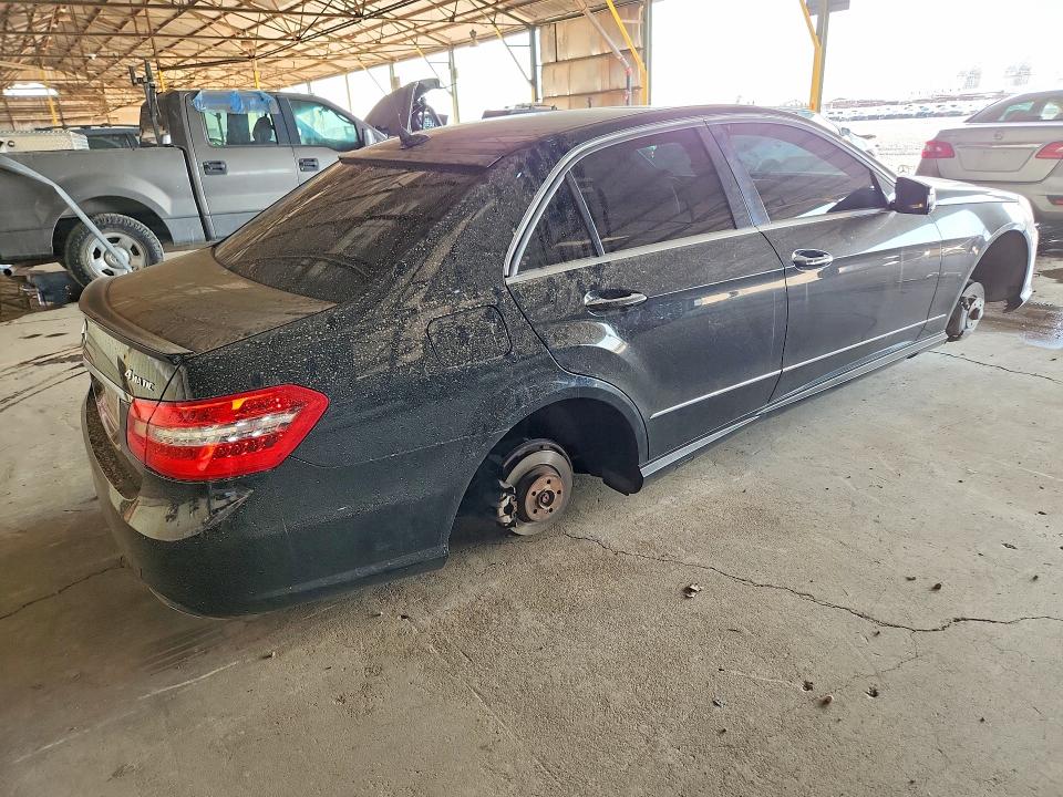 Photo 3 from auction – 2011 MERCEDES-BENZ E with VIN WDDHF8HB9BA372316
