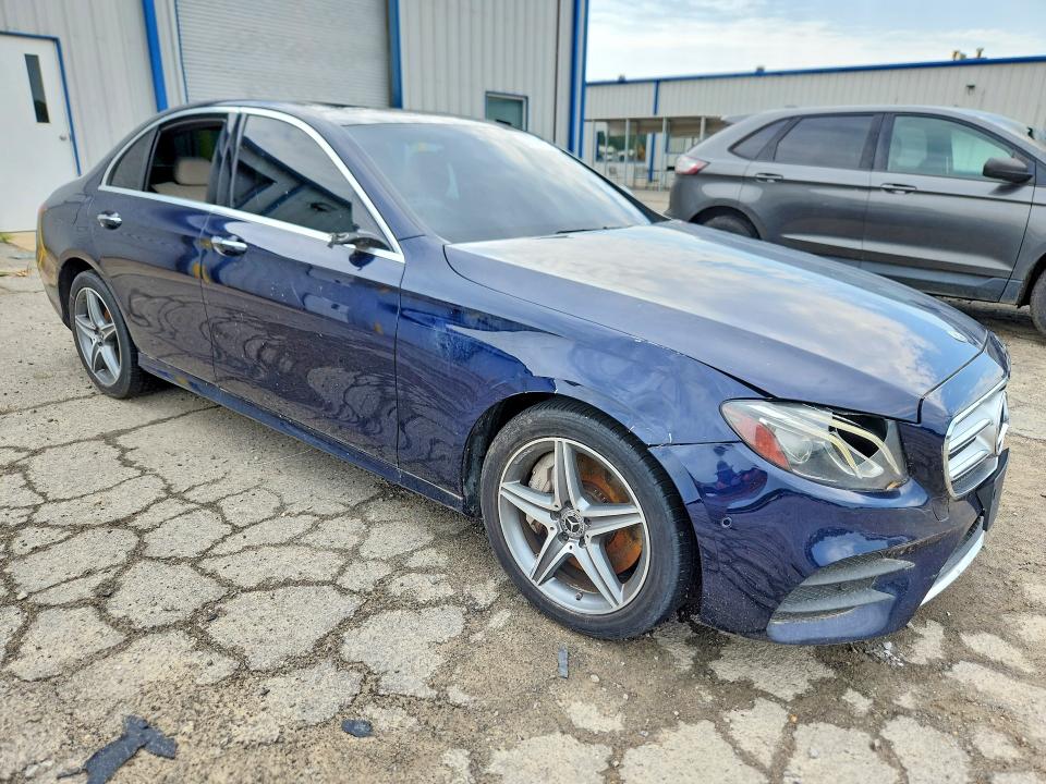 Photo 4 from auction – 2019 MERCEDES-BENZ E with VIN WDDZF4KBXKA514730