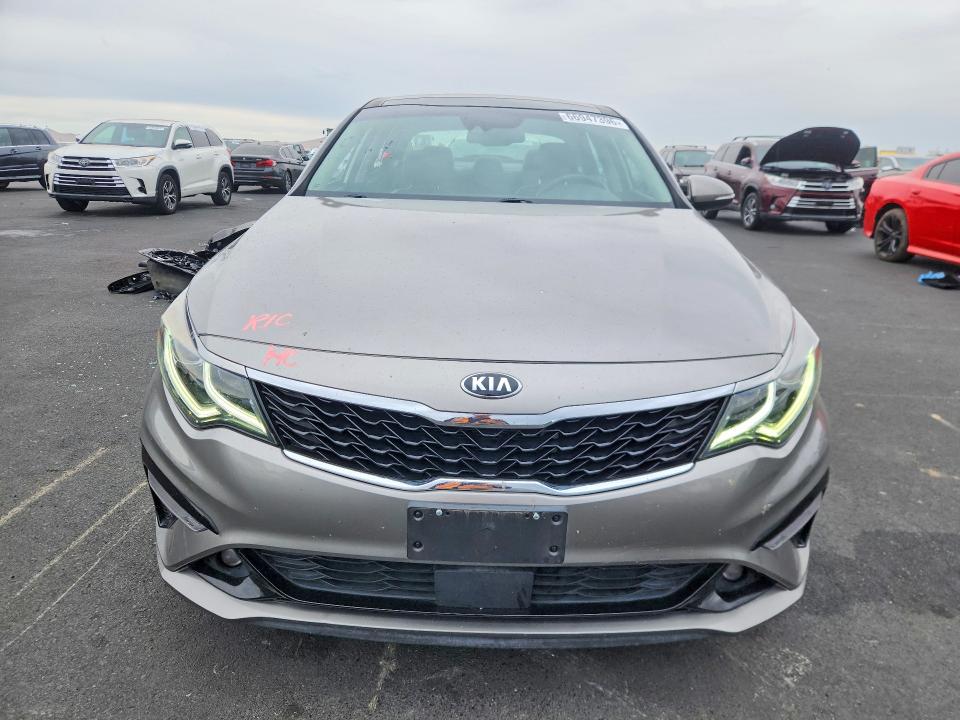 Photo 5 from auction – 2019 KIA OPTIMA with VIN 5XXGU4L11KG311999