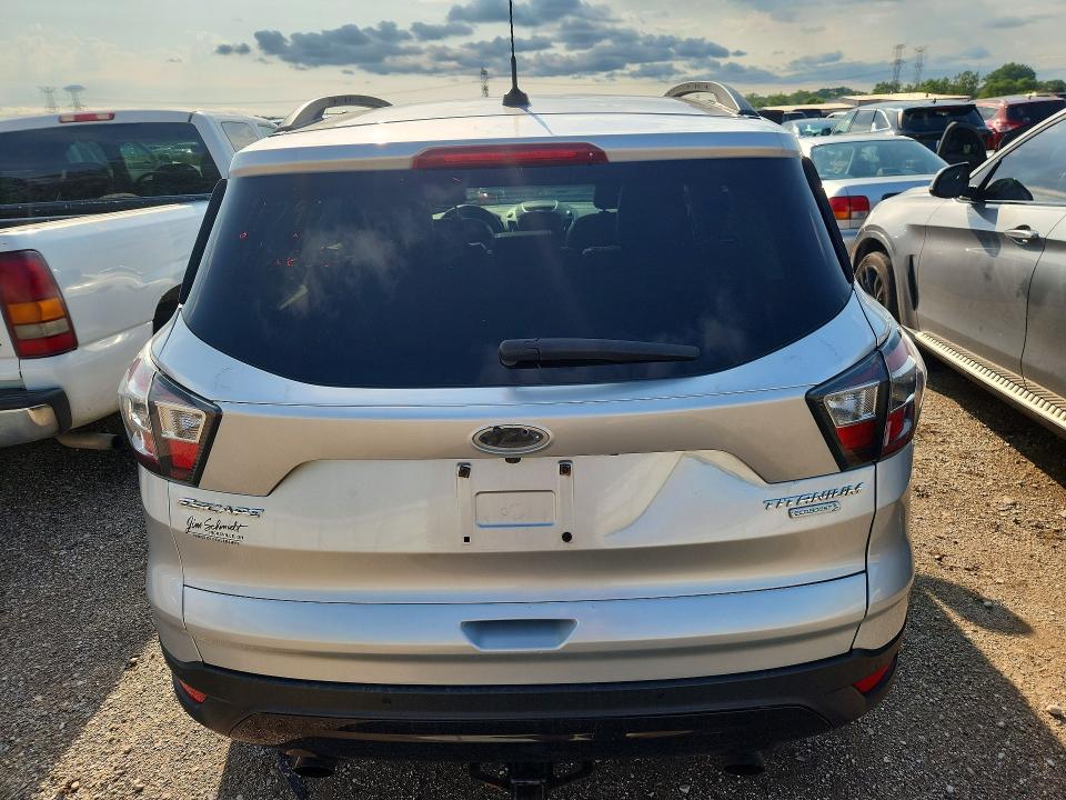 Photo 6 from auction – 2017 FORD ESCAPE with VIN 1FMCU0JD5HUB14871