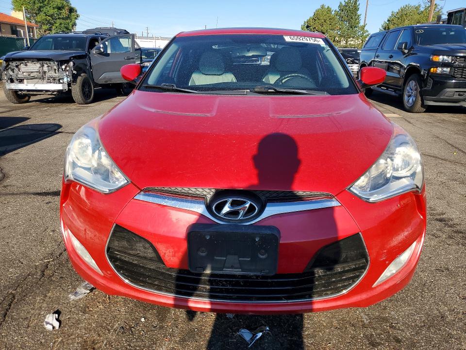 Photo 5 from auction – 2012 HYUNDAI VELOSTER with VIN KMHTC6AD5CU049888