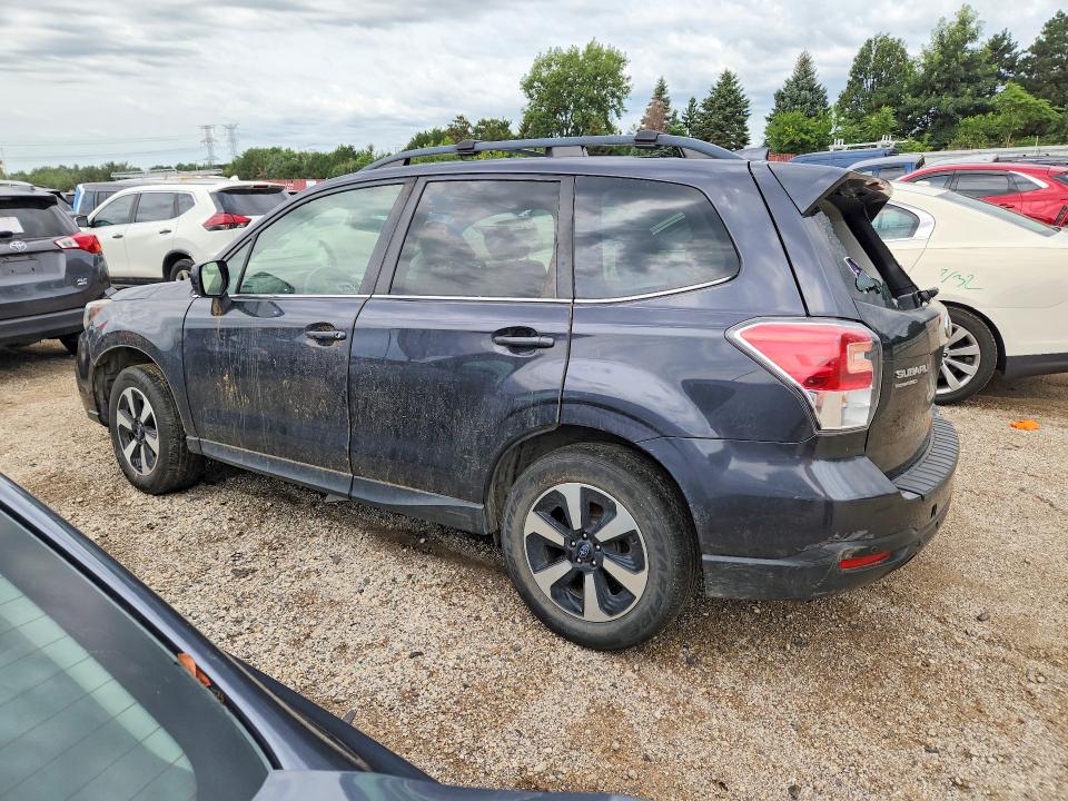 Photo 2 from auction – 2018 SUBARU FORESTER with VIN JF2SJARC8JH576674