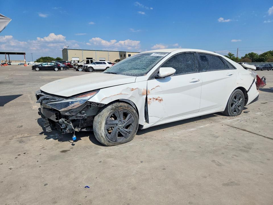HYUNDAI ELANTRA 2023 with VIN 5NPLM4AG0PH104019 - Photo from auction