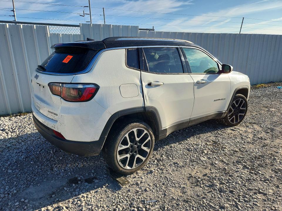 Foto 3 de la subasta – 2018 JEEP COMPASS con VIN 3C4NJDCB5JT206491