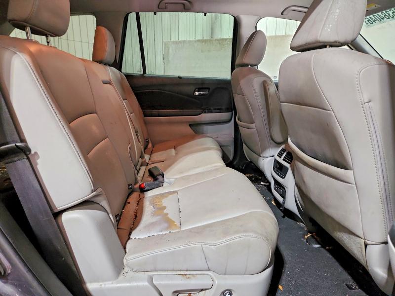Photo 11 from auction – 2017 HONDA PILOT with VIN 5FNYF6H91HB054718