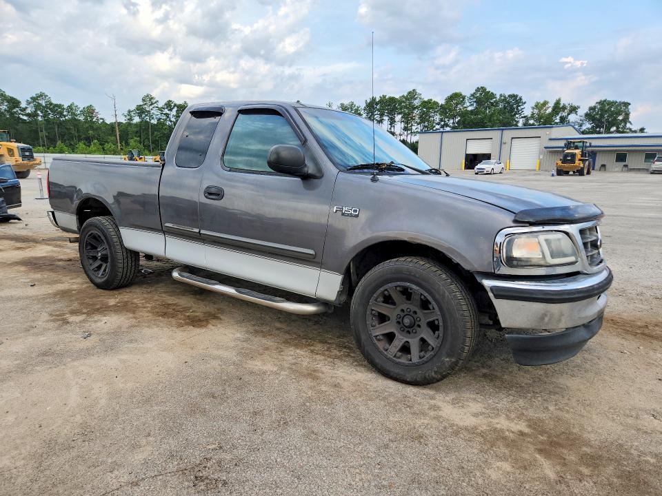 Photo 4 from auction – 2004 FORD F-150 HERITAGE with VIN 2FTRX17294CA03560