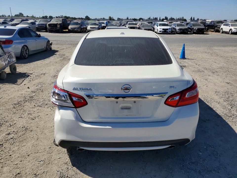 Photo 6 from auction – 2017 NISSAN ALTIMA with VIN 1N4AL3AP1HC162969