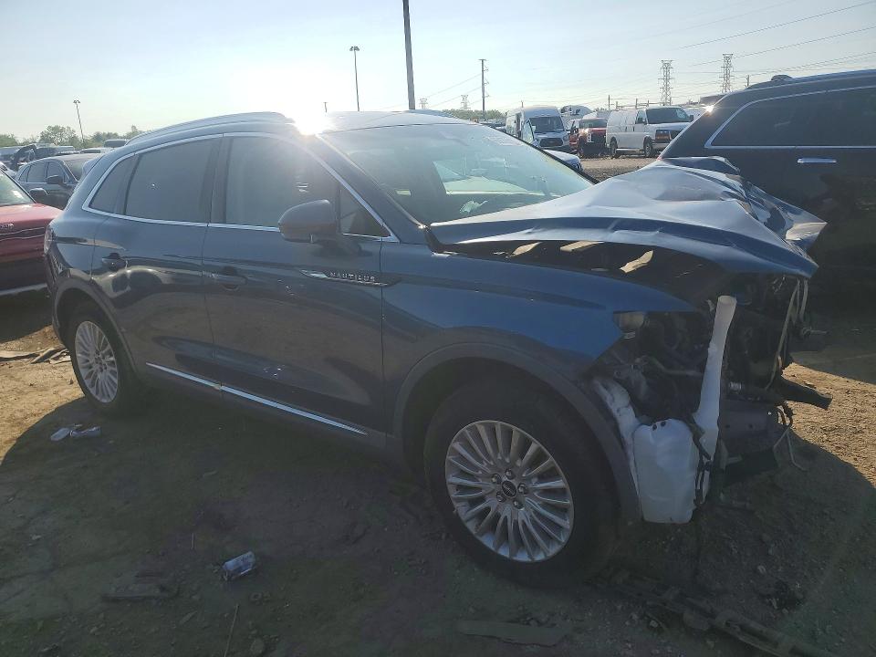 Photo 4 from auction – 2019 LINCOLN NAUTILUS with VIN 2LMPJ6J95KBL36403