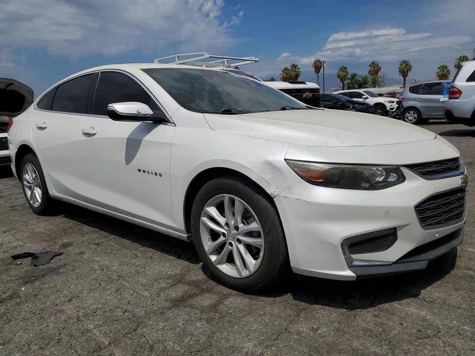 Photo 4 from auction – 2017 CHEVROLET MALIBU with VIN 1G1ZE5ST7HF211582