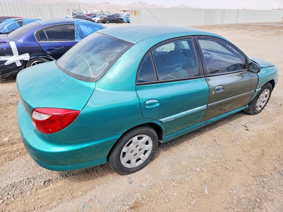Photo 3 from auction – 2002 KIA RIO with VIN KNADC123626179843