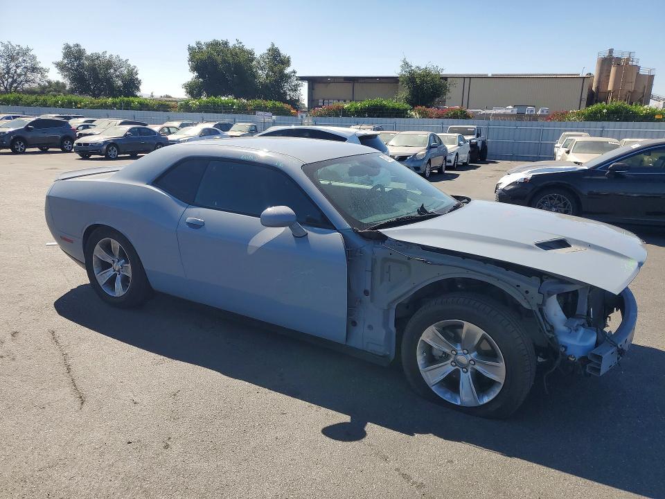 Photo 4 from auction – 2022 DODGE CHALLENGER with VIN 2C3CDZAG9NH144154