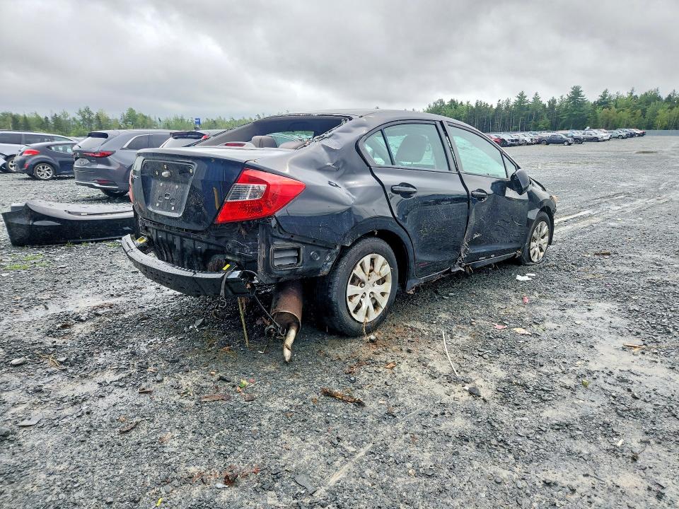 Photo 3 from auction – 2012 HONDA CIVIC with VIN 2HGFB2F42CH105196