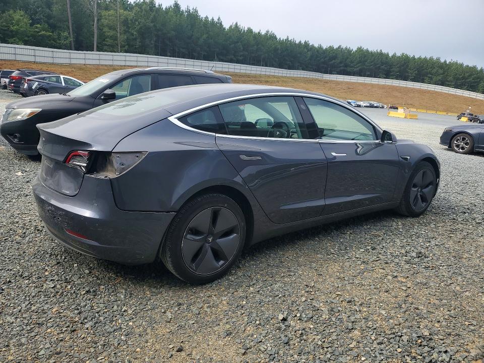 Photo 3 from auction – 2019 TESLA MDL 3 with VIN 5YJ3E1EAXKF298521